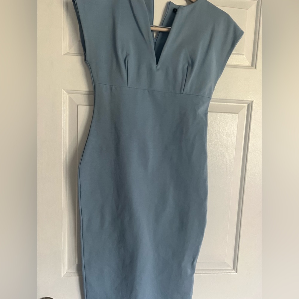 Light Blue V-Neck Fashion Nova Mid Length Dress / Never Worn / Size: M